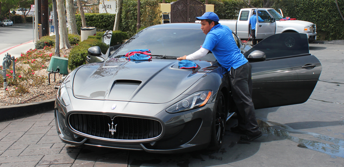 FullService While You Wait